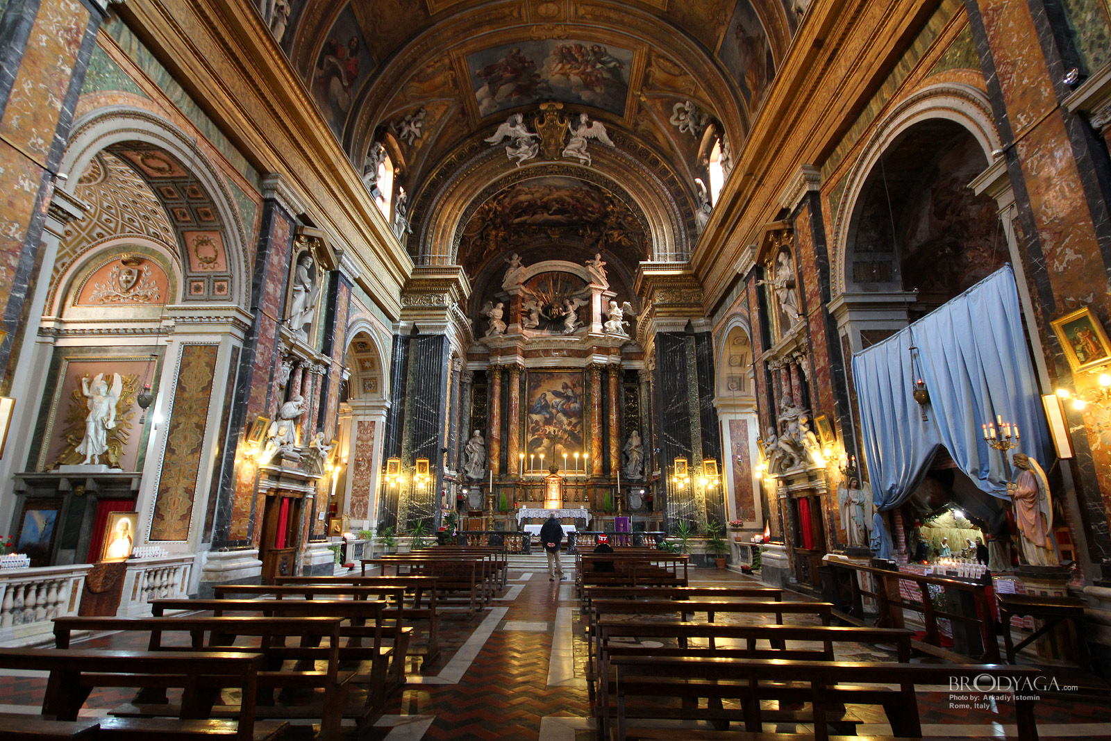 Santi Gesù e Maria al Corso 
